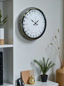 Göstergeli Krom Metal Duvar Saati 40 cm · Model 4097K