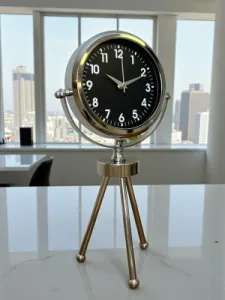 Krom Metal Masa Saati 45 x 26 cm · Model MT-2031K