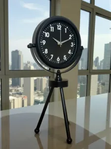 Siyah Metal Masa Saati 45 x 26 cm · Model MT-2031B