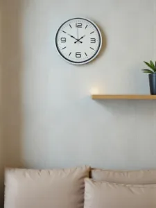 Beyaz Plastik Duvar Saati 36 cm · Model PP-3608W