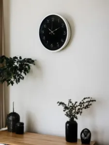 Beyaz Plastik Duvar Saati 36 cm · Model PP-3647W