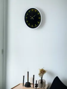 Beyaz Plastik Duvar Saati 36 cm · Model PP-3688W