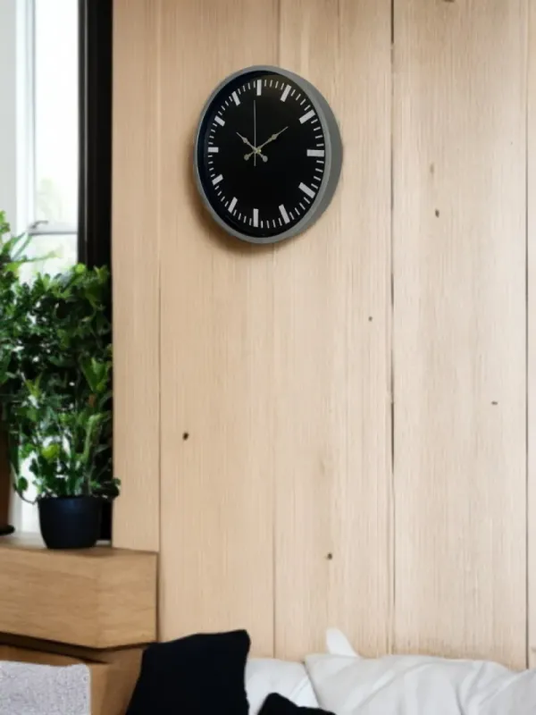 Gri Plastik Duvar Saati 36 cm · Model PP-3687K