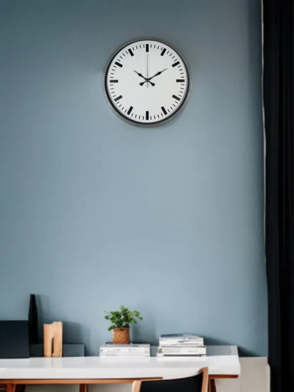 Gri Plastik Duvar Saati 36 cm · Model PP-3689K