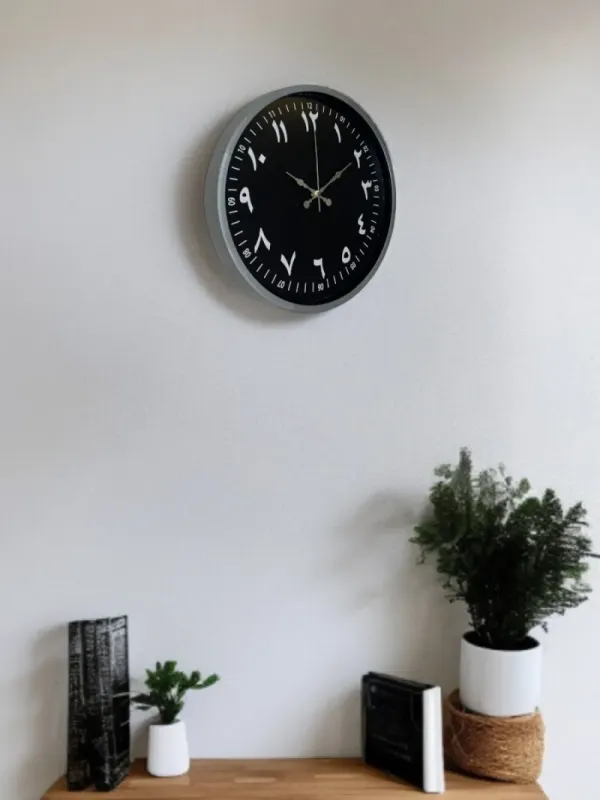 Gri Plastik Duvar Saati 36 cm · Model PP-3692K