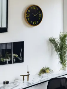 Kahverengi Plastik Duvar Saati 36 cm · Model PP-3610I