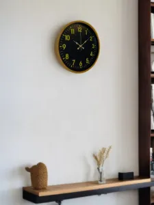 Kahverengi Plastik Duvar Saati 36 cm · Model PP-3623I