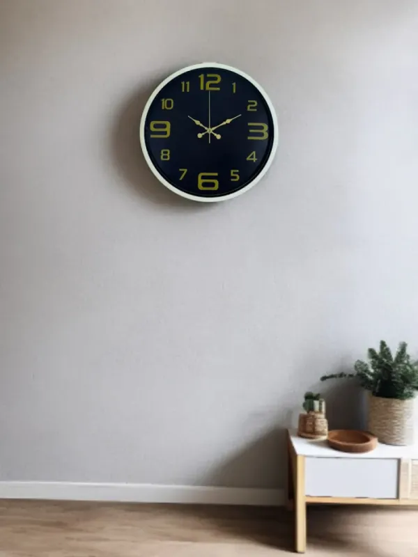 Krem Plastik Duvar Saati 36 cm · Model PP-3610X