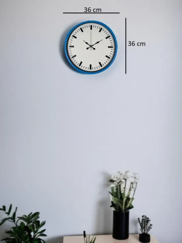 Mavi Plastik Duvar Saati 36 cm · Model PP-3689M