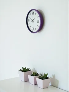 Mor Plastik Duvar Saati 36 cm · Model PP-3608Z