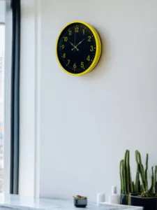 Sarı Plastik Duvar Saati 36 cm · Model PP-3623Y