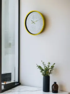 Sarı Plastik Duvar Saati 36 cm · Model PP-3648Y