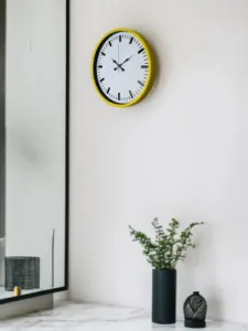 Sarı Plastik Duvar Saati 36 cm · Model PP-3689Y