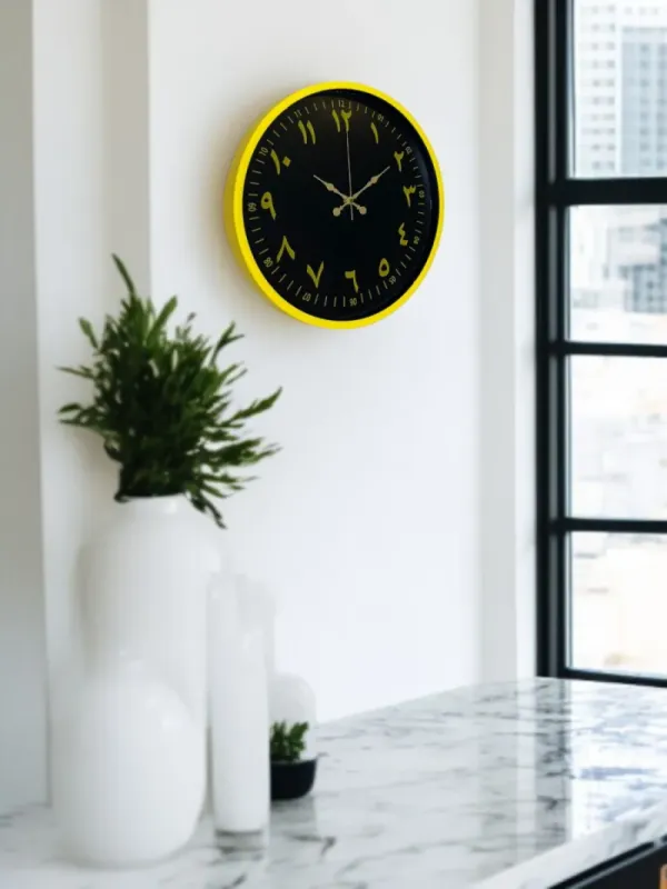 Roma Rakamlı Sarı Plastik Duvar Saati 36 cm · Model PP-3691Y