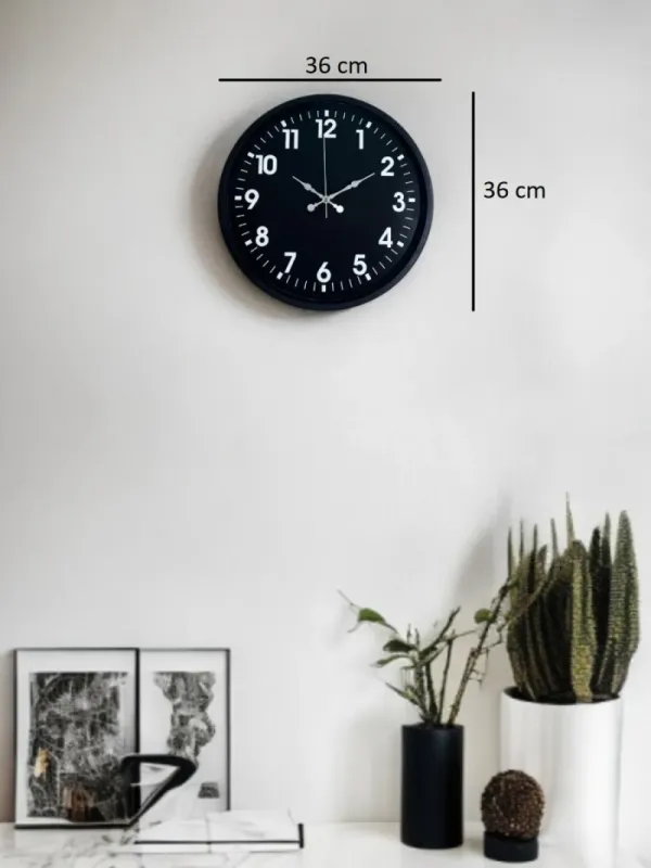 Siyah Plastik Duvar Saati 36 cm · Model PP-3631B