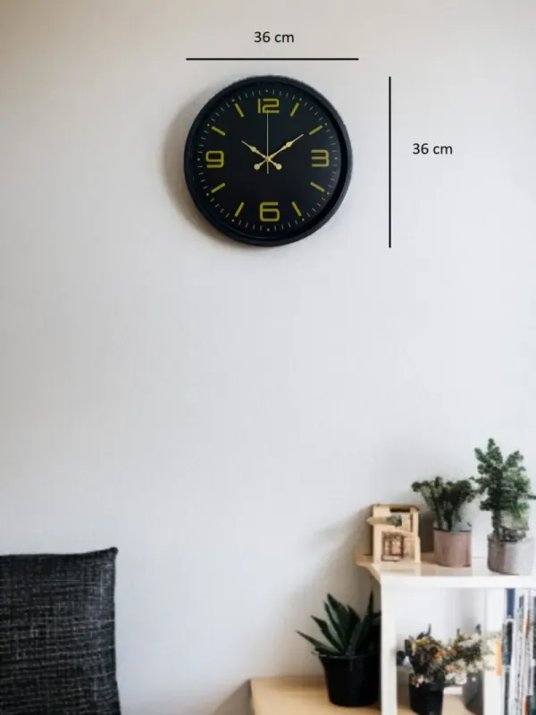 Siyah Plastik Duvar Saati 36 cm · Model PP-3644B