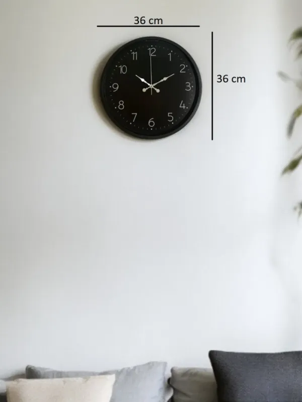 Siyah Plastik Duvar Saati 36 cm · Model PP-3647B