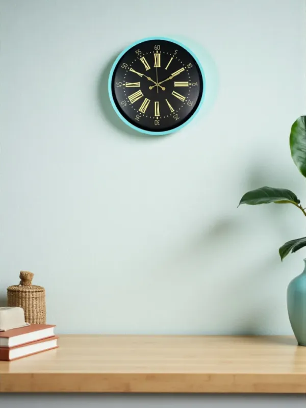 Turkuaz Plastik Duvar Saati 36 cm · Model PP-3658T