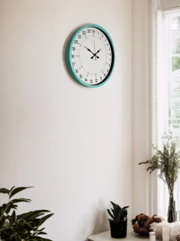 Göstergeli Turkuaz Plastik Duvar Saati 36 cm · Model PP-3697T