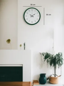 Yeşil Plastik Duvar Saati 36 cm · Model PP-3604L