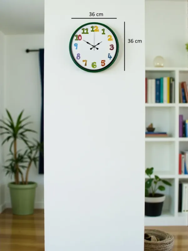 Çocuk Odası Yeşil Plastik Duvar Saati 36 cm · Model PP-3694L