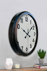 Siyah Metal Duvar Saati 52 cm · Model 5201B