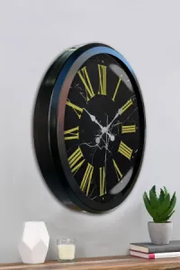 Desenli Siyah Metal Duvar Saati 52 cm · Model 5271B