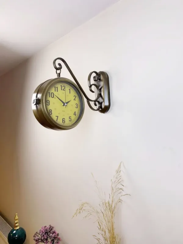 Eskitme Metal İstasyon Saati 36 x 25 cm · Model CT-13E