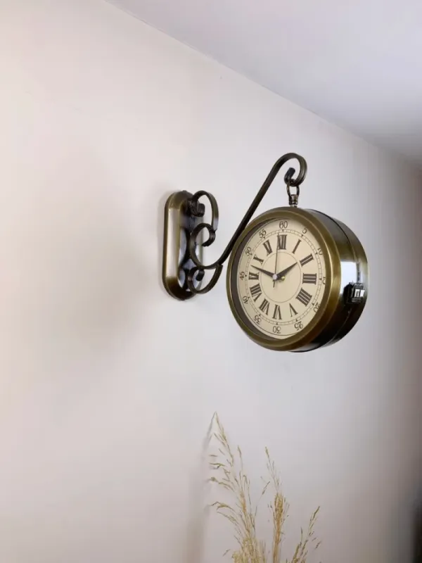 Eskitme Metal İstasyon Saati 36 x 25 cm · Model CT-65E