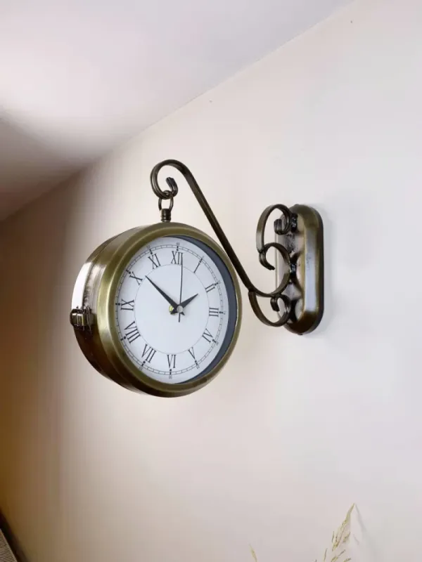 Eskitme Metal İstasyon Saati 36 x 25 cm · Model CT-55E