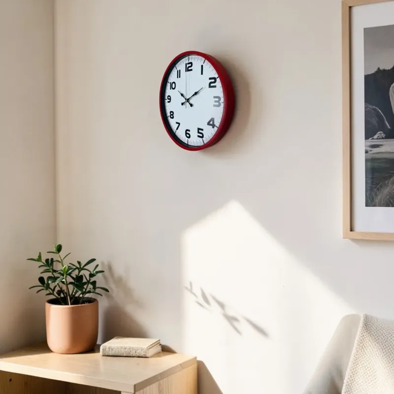 Kırmızı Plastik Duvar Saati 36 cm · Model PP-3636R