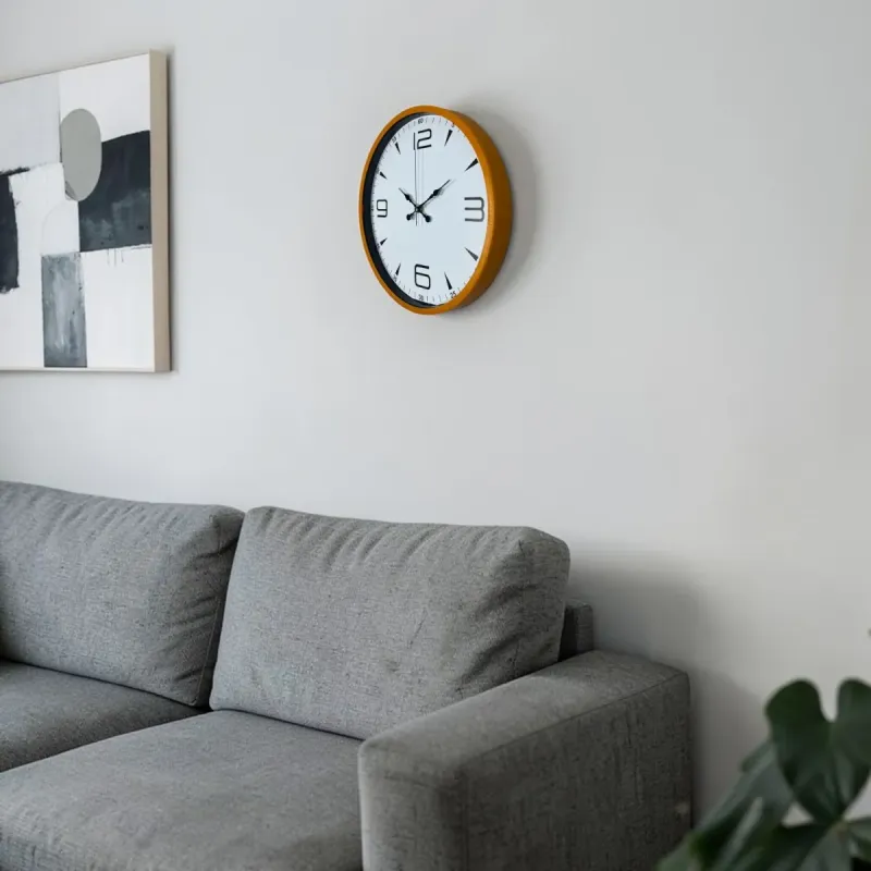 Turuncu Plastik Duvar Saati 36 cm · Model PP-3650O