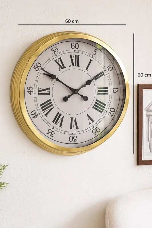 Roma Rakamlı Retro Görünümlü Gold Metal Duvar Saati 60 cm · Model 6065G