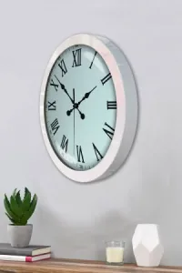 Roma Rakamlı Beyaz Metal Duvar Saati 36 cm · Model 3654W