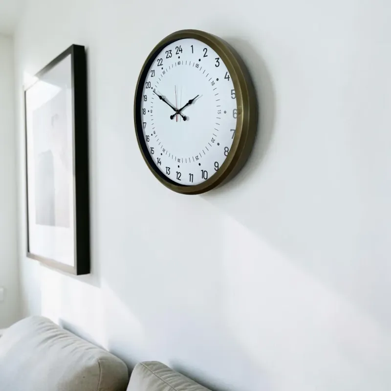 Göstergeli Eskitme Metal Duvar Saati 52 cm · Model 5297E