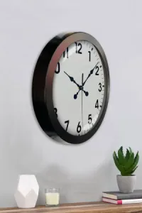 Siyah Metal Duvar Saati 36 cm · Model 3601B