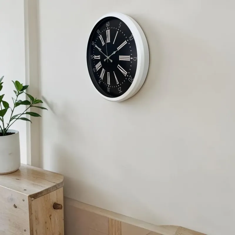 Beyaz Metal Duvar Saati 52 cm · Model 5259W