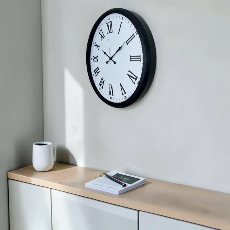 Roma Rakamlı Siyah Metal Duvar Saati 52 cm · Model 5254B