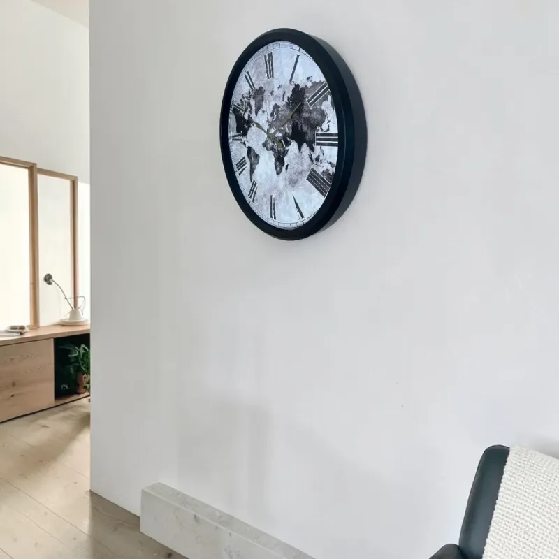 Roma Rakamlı Siyah Metal Duvar Saati 52 cm · Model 5264B