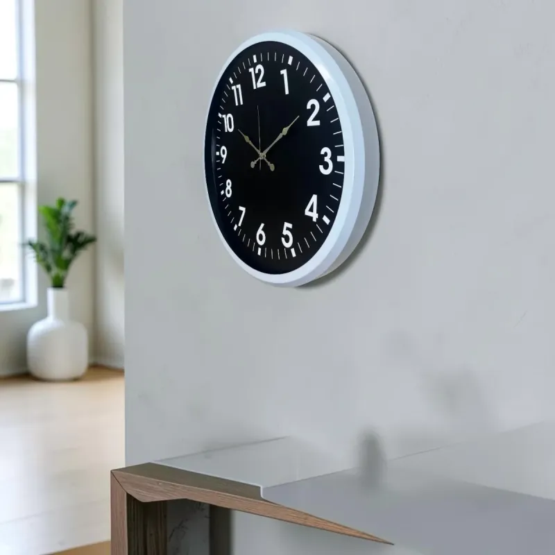 Beyaz Metal Duvar Saati 52 cm · Model 5231W