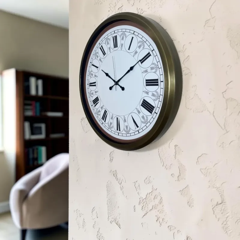 Desenli Eskitme Metal Duvar Saati 52 cm · Model 5268E