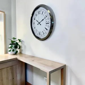 Desenli Krom Metal Duvar Saati 52 cm · Model 5220K