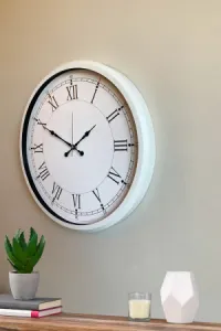 Roma Rakamlı Beyaz Metal Duvar Saati 52 cm · Model 5255W