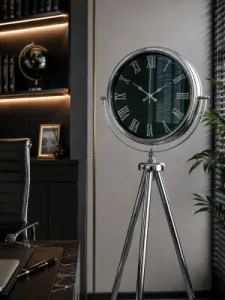 Aynalı Krom Metal Ayaklı Tripod Saat 150 x 45 cm · Model AS-A4051KK
