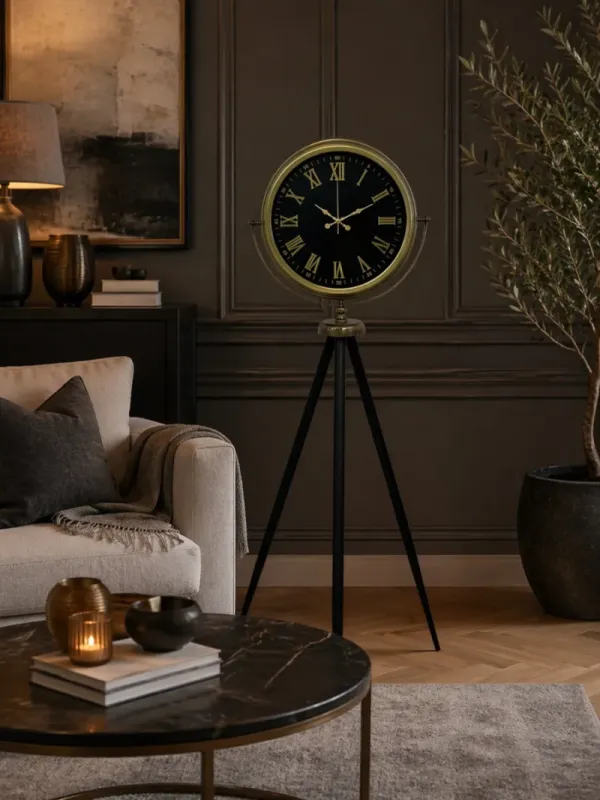 Roma Rakamlı Retro Görünümlü Eskitme Metal Ayaklı Tripod Saat 150 x 45 cm · Model AS-4073E