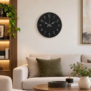 Bombeli Camlı Beyaz Plastik Duvar Saati 35 cm · Model BM-3547