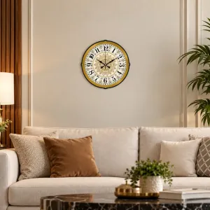 Bombeli Camlı Gold Plastik Duvar Saati 35 cm · Model BM-3517