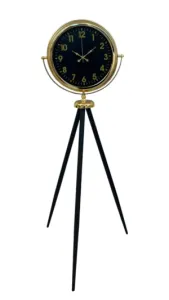 Gold Metal Ayaklı Tripod Saat 150 x 45 cm · Model AS-4023G