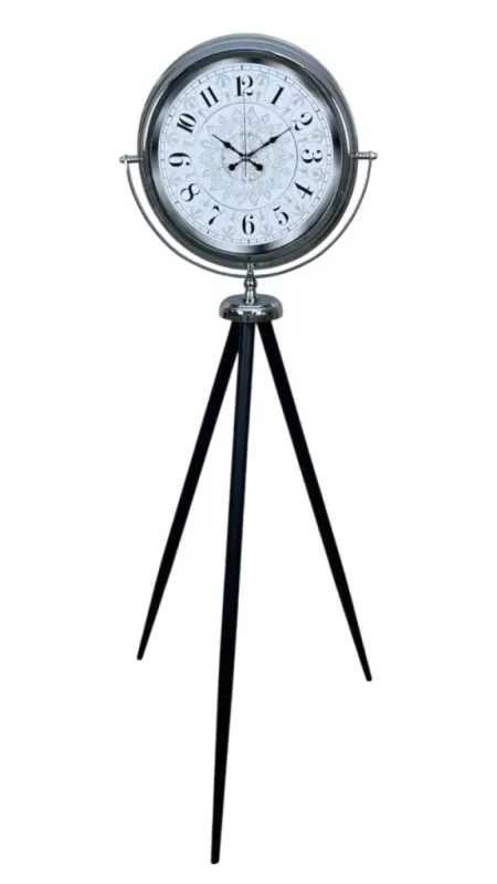 Desenli Krom Metal Ayaklı Tripod Saat 150 x 45 cm · Model AS-4019K
