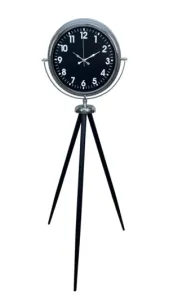 Krom Metal Ayaklı Tripod Saat 150 x 45 cm · Model AS-4031K